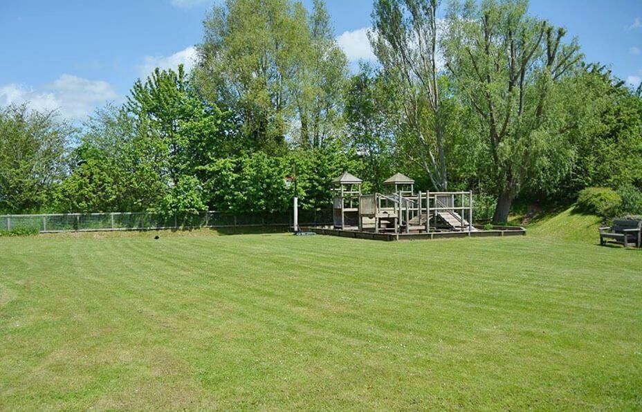 Mallard Lodge Cirencester Ngoại thất bức ảnh