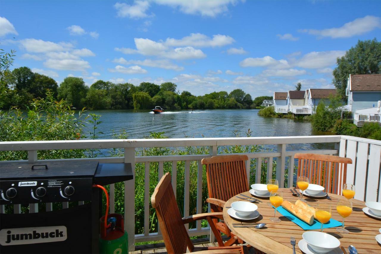 Mallard Lodge Cirencester Ngoại thất bức ảnh